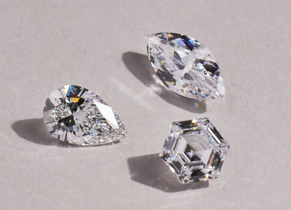 Your Diamond Carat Guide: Size, Value, and Visual Look