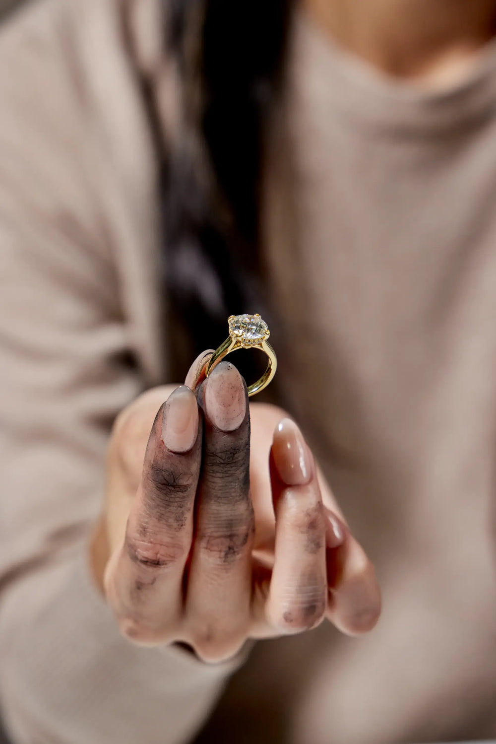 Yellow Gold vs White Gold vs Platinum: Which Wins?