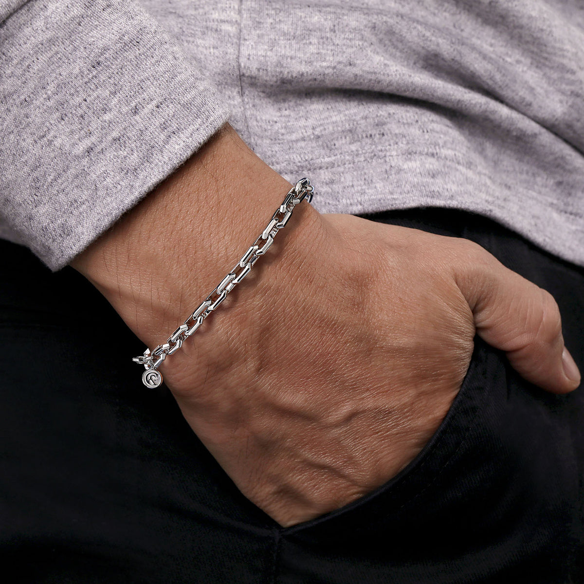 5.50mm 925 Sterling Silver Men's Solid Faceted Link Chain Bracelet - View 3