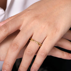 14K Yellow Gold Beaded Criss Cross Ring thumbnail 5