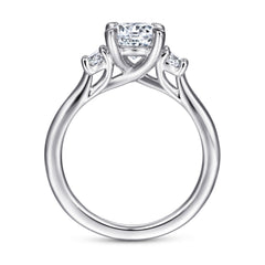Classic 14K Gold Round Three Stone Diamond Engagement Ring thumbnail 2