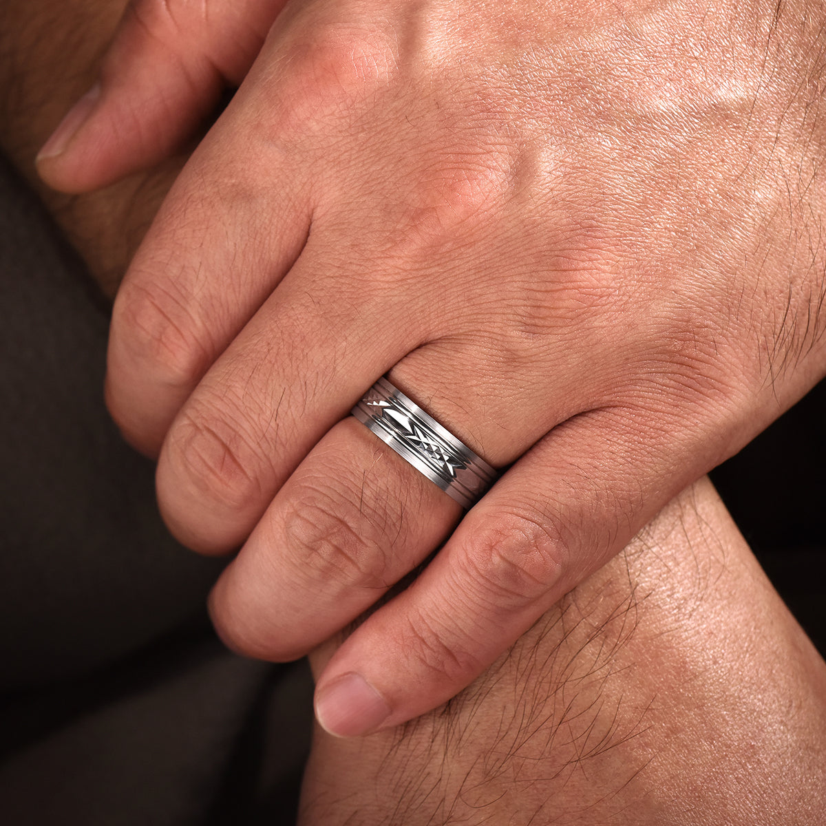 14K White Gold 7mm Diamond Cut Center Men's Wedding Band in Satin Finish - View 4