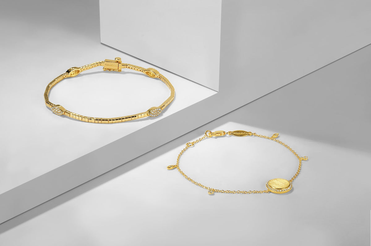 14K Yellow Gold Engravable Disc Chain Bracelet with Diamond Accents - View 6