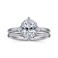 14K Gold 6 Prong Oval Three Stone Diamond Engagement Ring thumbnail 4
