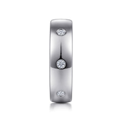 14K White Gold Diamond Men's Wedding Ring in High Polished Finish thumbnail 4