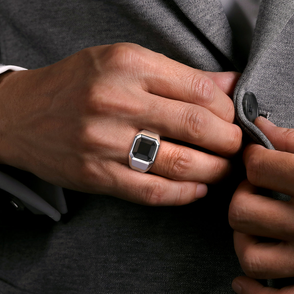 925 Sterling Silver Onyx Signet Ring - View 5
