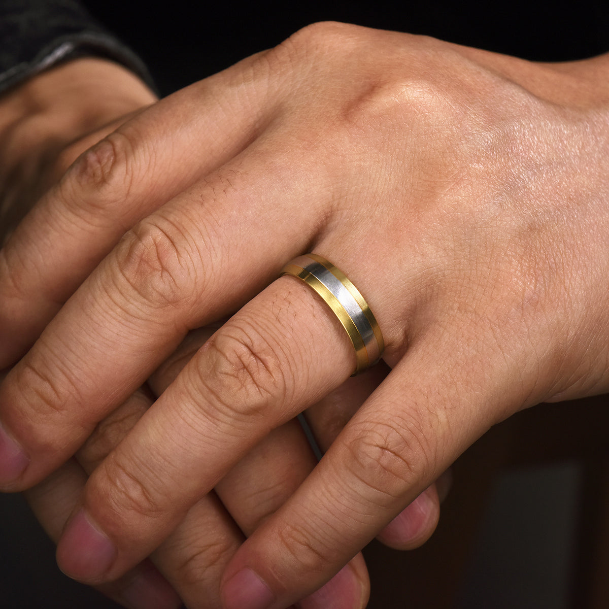 14K White-Yellow Gold 6mm Two Tone Men's Wedding Band in Satin Finish - View 5