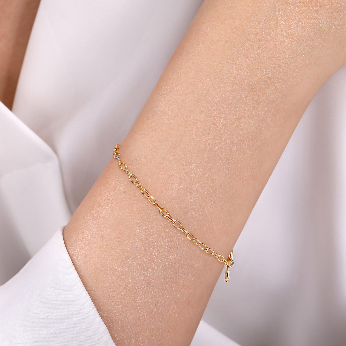Chain Bracelet 14K Yellow Gold - View 3