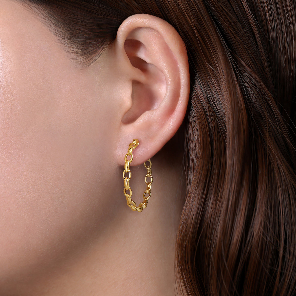 14K Yellow Gold 30mm Chain Pattern Hoop Earrings - View 2