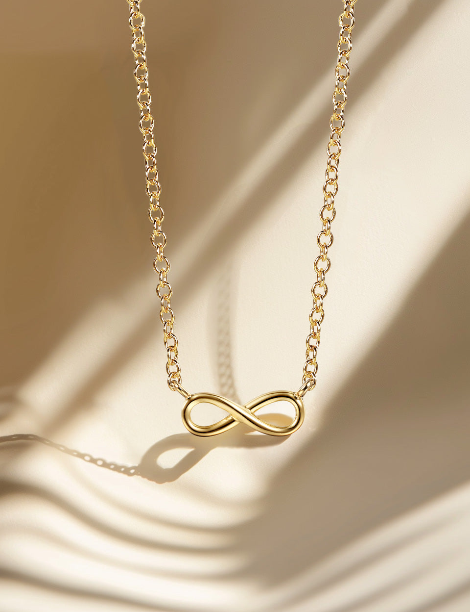 Pendant Necklace Infinity 14K Yellow Gold - View 4