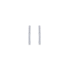 14K White Gold Round Scalloped 15mm Diamond Huggie Earrings thumbnail 3